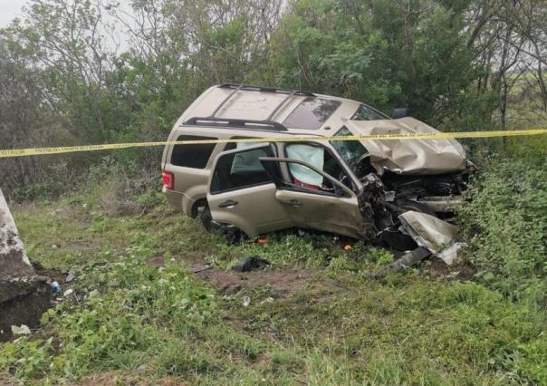 Muere al chocar contra luminaria en la carretera Victoria- Soto la Marina