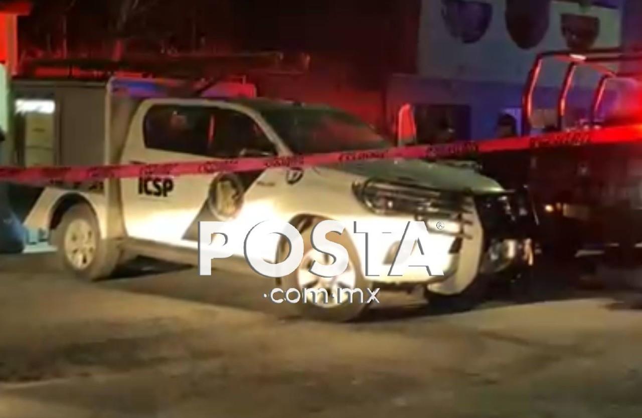 Las autoridades locales, alertadas por los vecinos que escucharon los disparos, llegaron prontamente a la escena del crimen. Foto: Especial/ POSTAMX