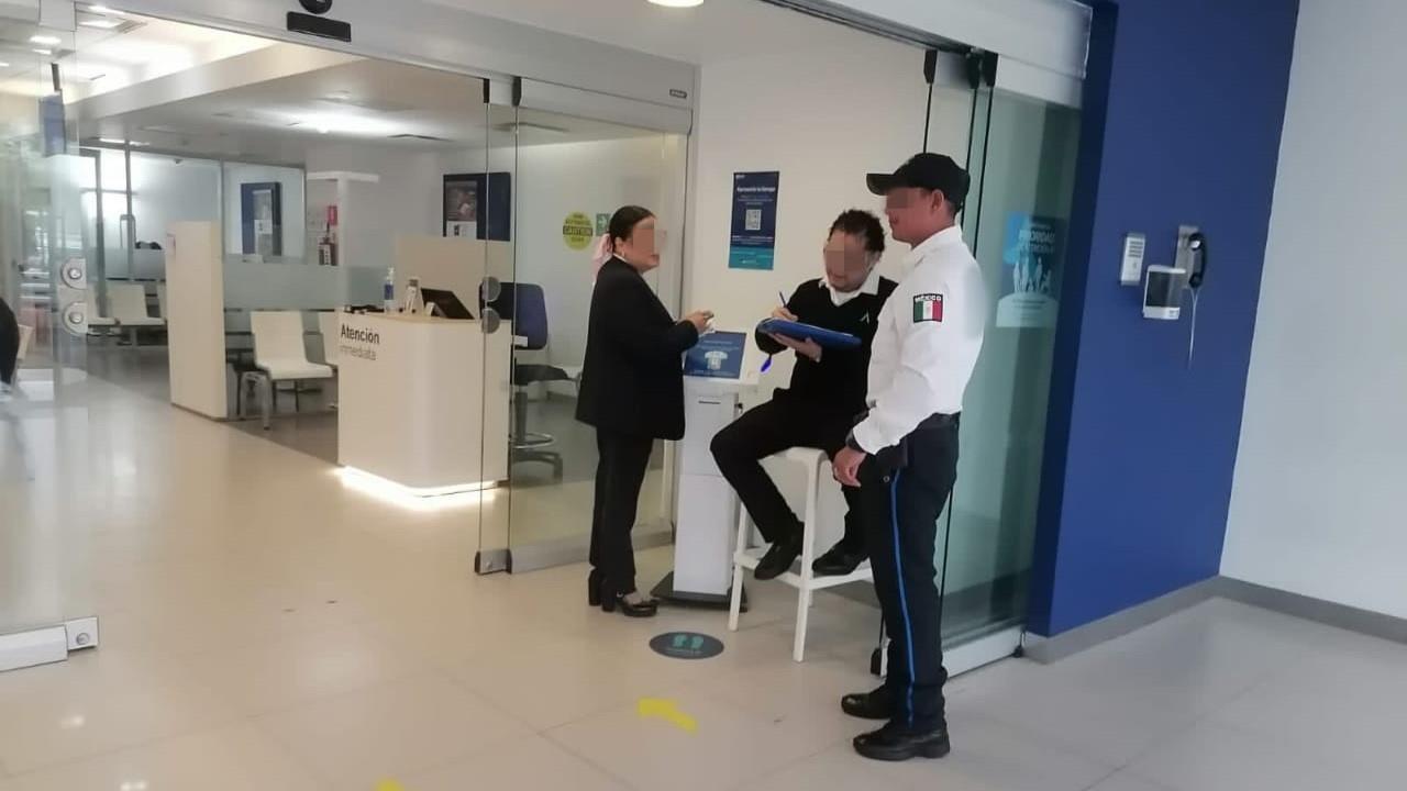 Elementos de la Guardia Estatal refuerzan vigilancia en bancos y cajeros automáticos. Foto: Agencia