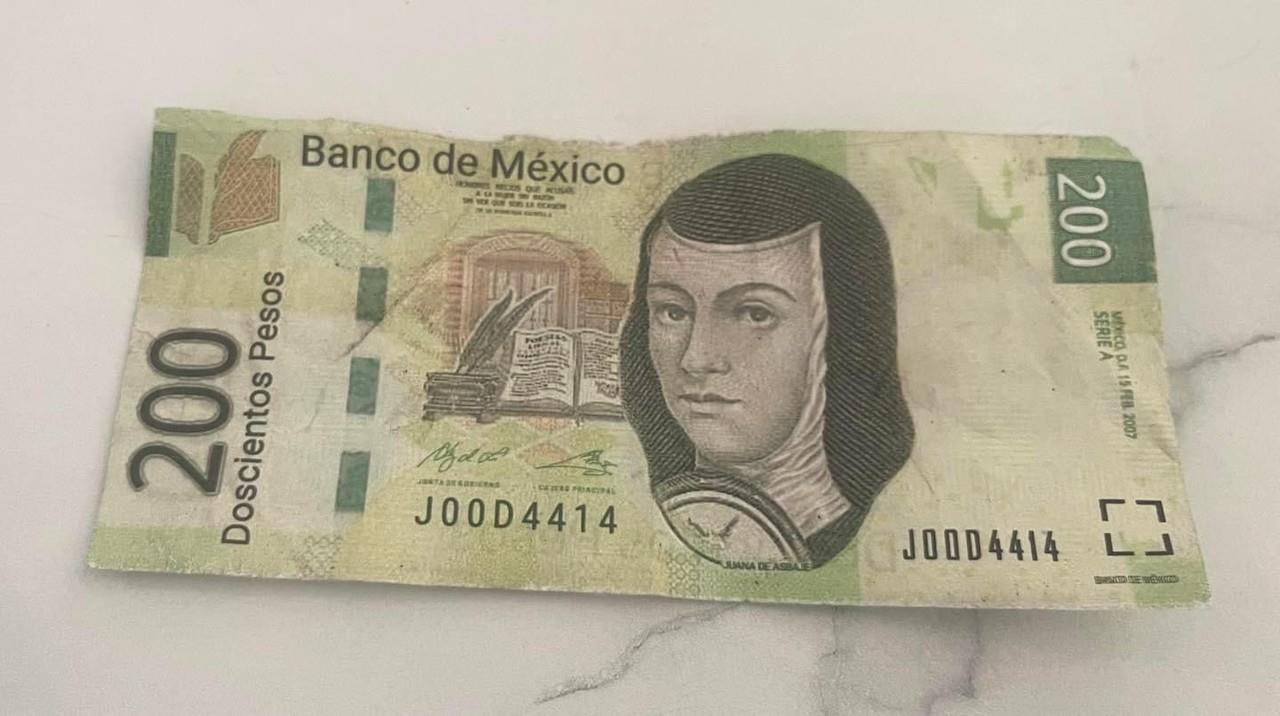 En Tekax, personas denunciaron que recibieron billetes falsos en un supermercado.- Foto de Omar Xool Montelongo