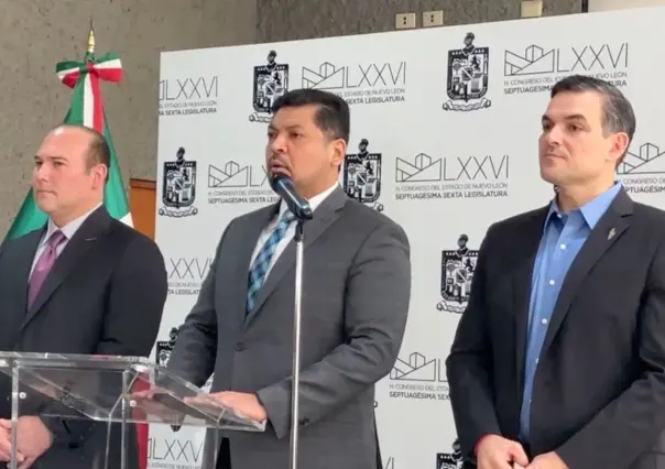 Renuncia Luis Enrique Orozco a gubernatura interina de Nuevo León