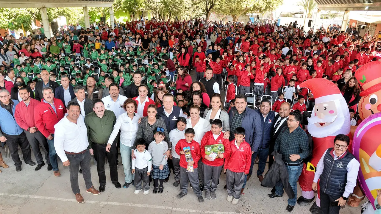 Arranca el operativo Una Navidad con Valor y Corazón en La Laguna
