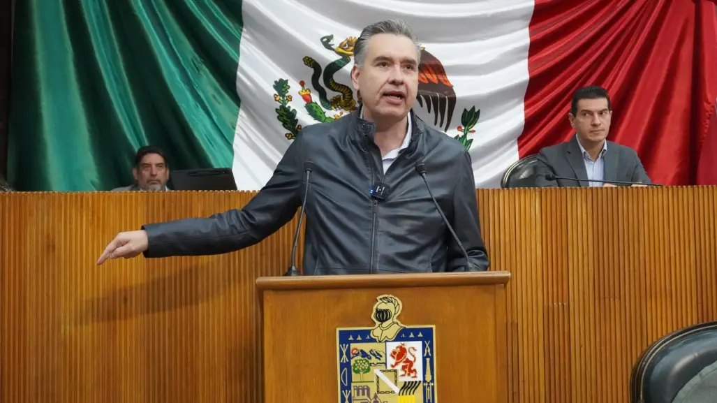 Rechaza diputado Waldo Fernández cambio de sede del Congreso de Nuevo León