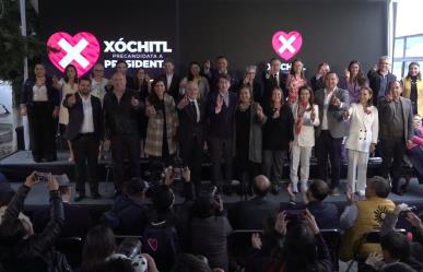 Xóchitl Gálvez presenta equipo de campaña; se suman personajes de PRI, PAN y PRD