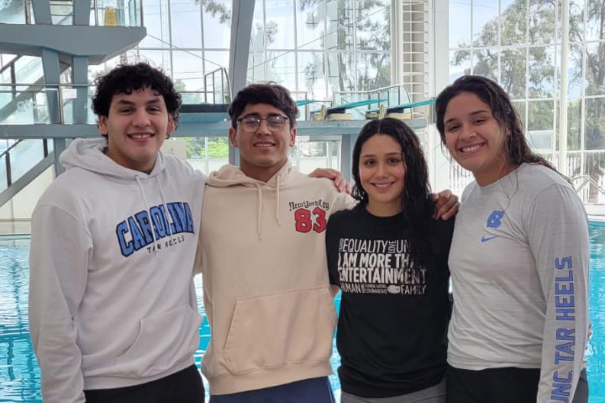 Atletas sudcalifornianos se preparan para participar en selectivo nacional de clavados en León, Guanajuato. Foto: X @FenomenoAra