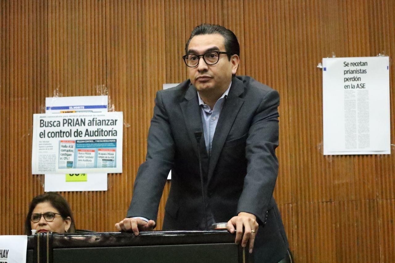 Eduardo Gaona Domínguez, destacó que esta fracción parlamentaria respeta la decisión emitida por el Instituto Estatal Electoral y de Participación Ciudadana (IEEPC). Foto: Armando Galicia