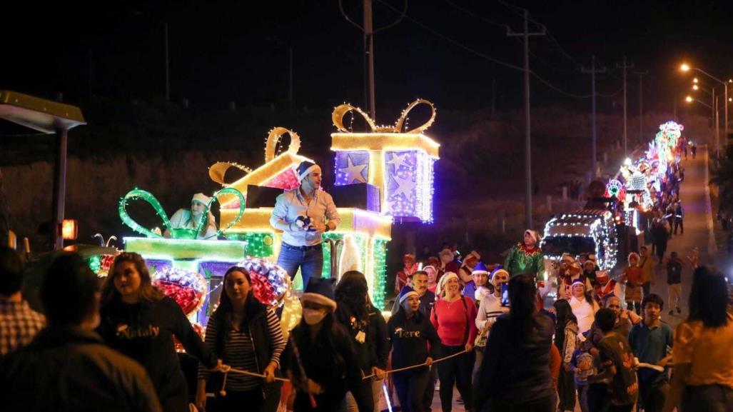 Celebra la Navidad en Pesquería con siete desfiles mágicos