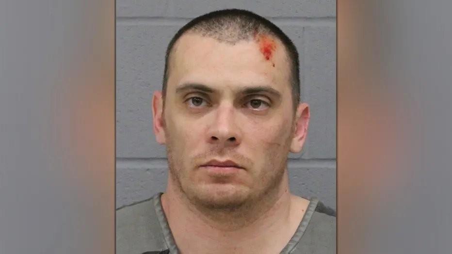 El multihomicida fue identificado como Shane James, de 34 años. Foto: Twitter @typo_cat