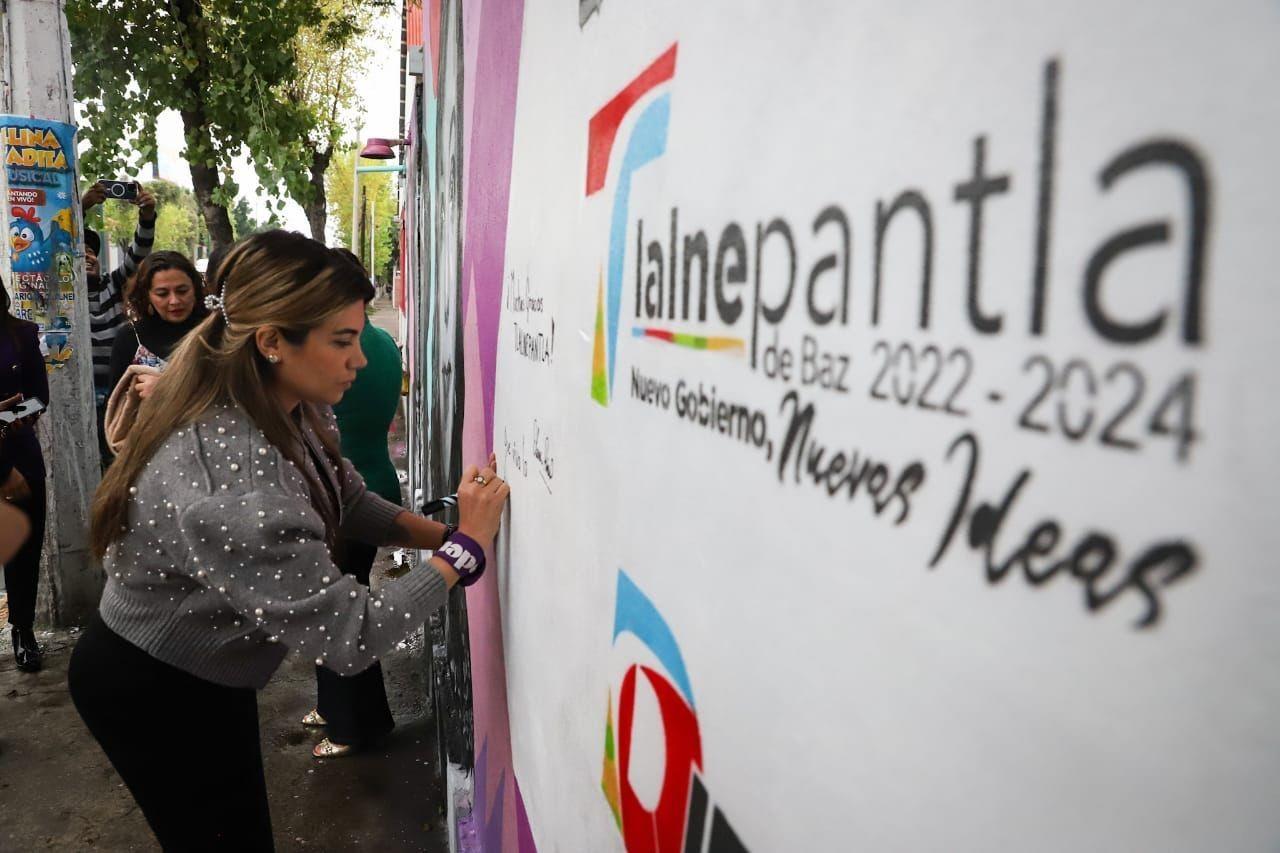 Organizan conversatorio “Luchando por una vida digna y libre de violencia” en Tlalnepantla. Imagen: Gob. de Tlalnepantla.