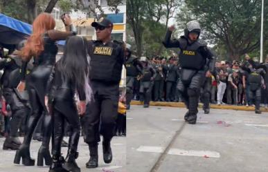 Agentes de Policía Nacional se vuelven virales por bailar cumbia en aniversario