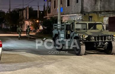 Delincuentes en moto balean a hombre en Apodaca