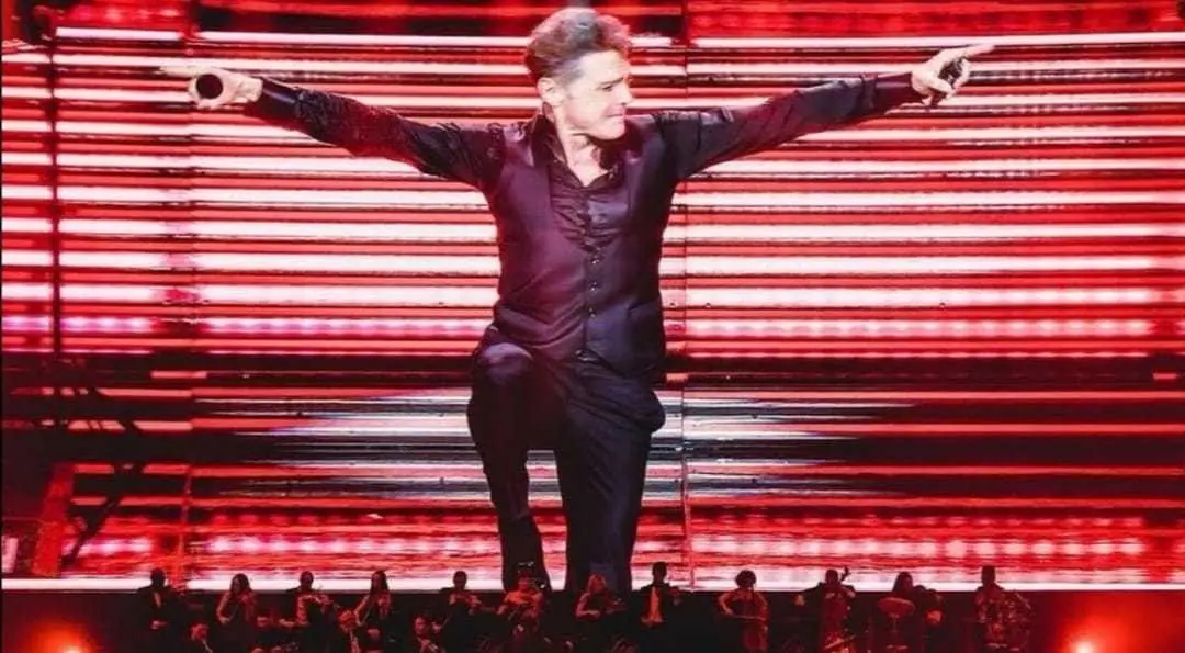 Luis Miguel en Concierto. Fotografía tomada del sitio oficial del cantante.