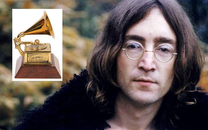 Subastan Grammy Trustee Award de John Lennon