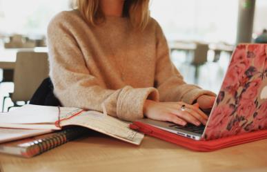 Ofrece Coca-Cola trabajo en Home Office, ¡Aplica, te decímos cómo!