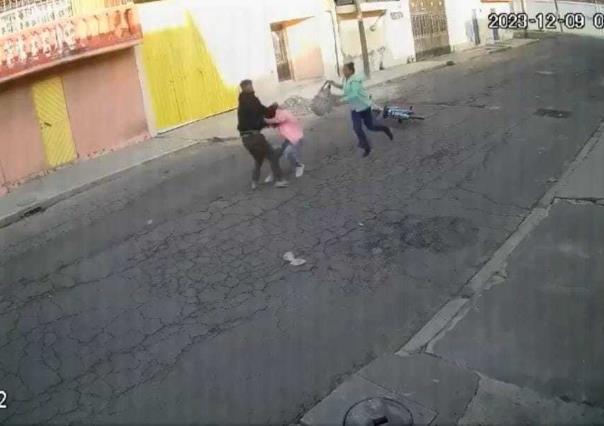 Una madre evitó el secuestro de su hija en Ecatepec