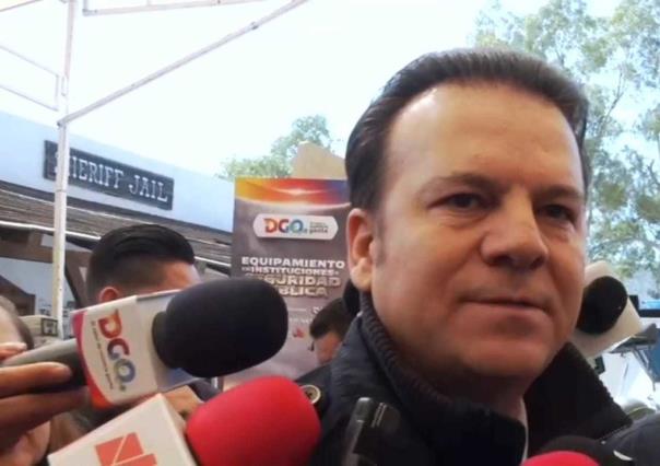 Maestros tienen su aguinaldo y prestaciones garantizados: Gobernador