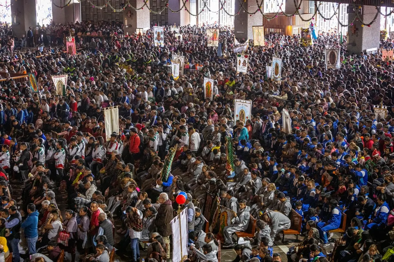 Miles de peregrinos llegan a la Basílica para celebrar a la Virgen de Guadalupe. Foto: Insigne y Nacional Basílica de Santa María de Guadalupe
