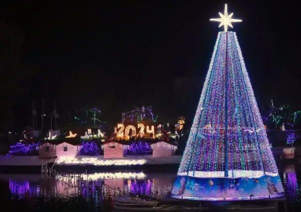 Disfrutan familias el encendido del alumbrado del Parque Guadiana