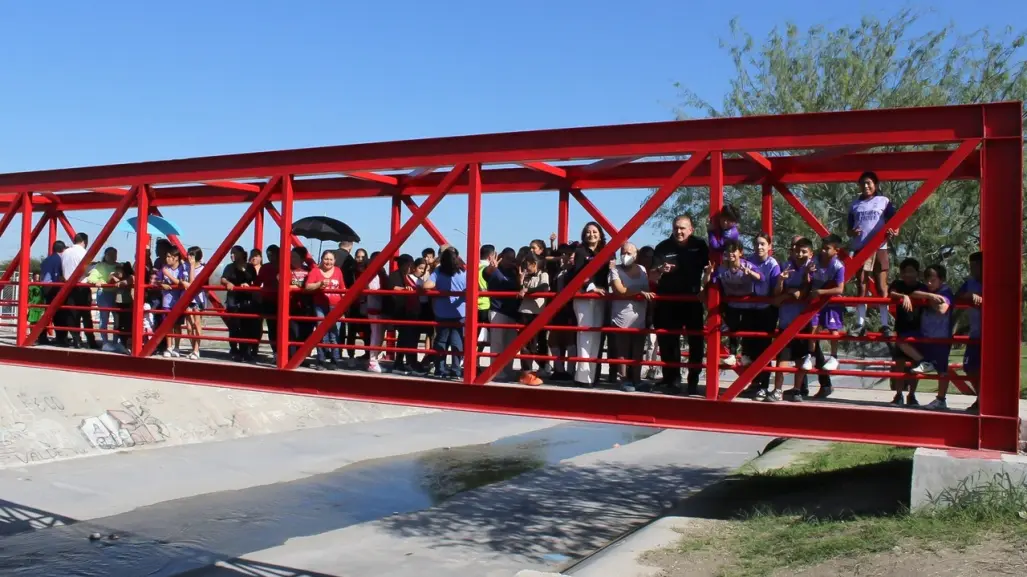 Inauguran puente peatonal y parque lineal en Apodaca para mejorar calidad de vida