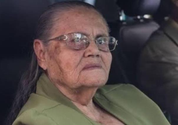 Se pronuncia AMLO por muerte de Consuelo Loera, madre de "El Chapo"