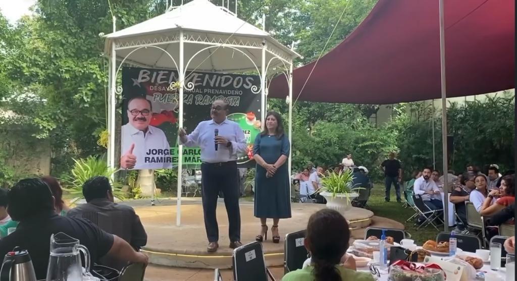 Senador Ramírez Marín en su tradicional desayuno de amigos, con la asistencia de más de 700 personas. Foto: