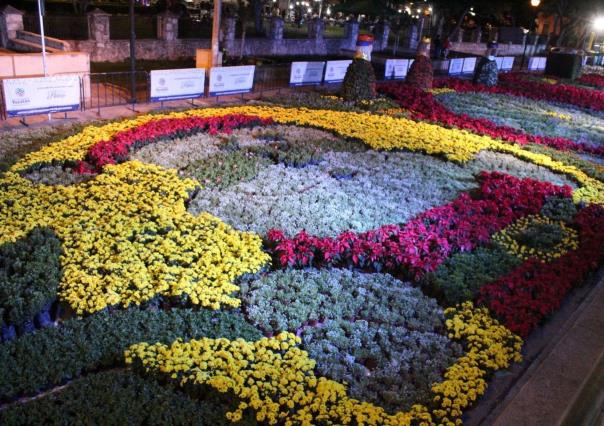 Llega a Umán el Paseo Navideño de las Flores por primera vez