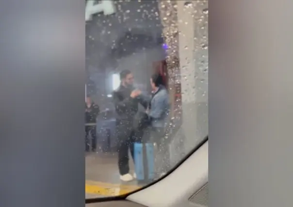 VIDEO: Discuten a gritos Poncho Denigris y Adal Ramones en el Aeropuerto