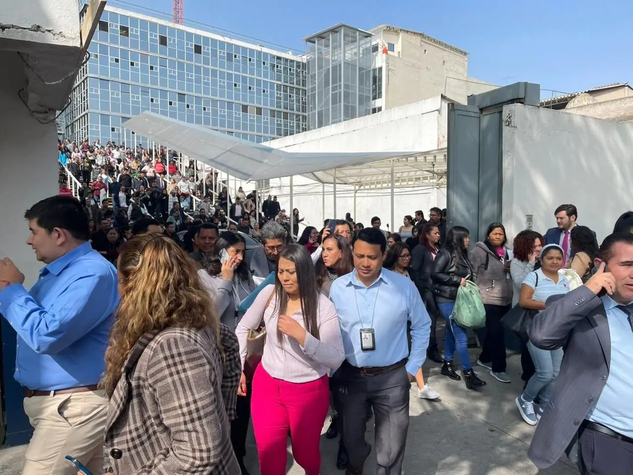Tres Microsismos Sacuden la CDMX, se reporta saldo blanco. Foto: @FiscaliaCDMX