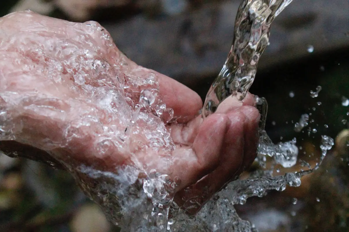 El proyecto de potabilización de agua de la presa de La Buena Mujer concluirá a finales de año. Foto: Samad Deldar / Pexels