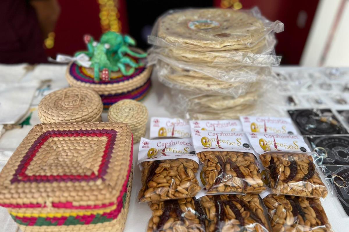 Baja California Sur presente en el Festival Turístico Navideño de la Ciudad de México. Foto: SETUE BCS