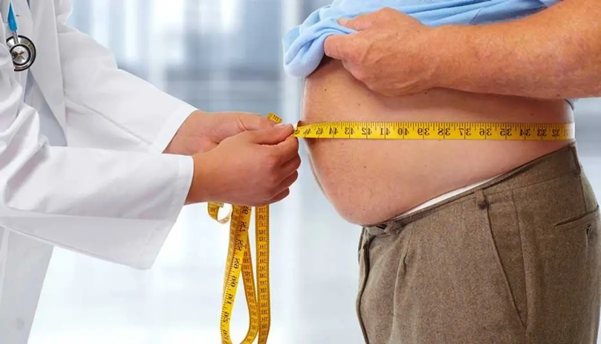 El sobrepeso y la obesidad se definen como una acumulación anormal o excesiva de grasa que puede ser perjudicial para la salud. Foto: AARP