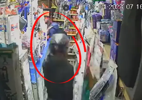 VIDEO: Dos individuos asaltan tienda en Colonia Santa Úrsula Tixtla