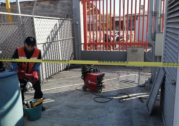 Sufre hombre descarga eléctrica en Escobedo