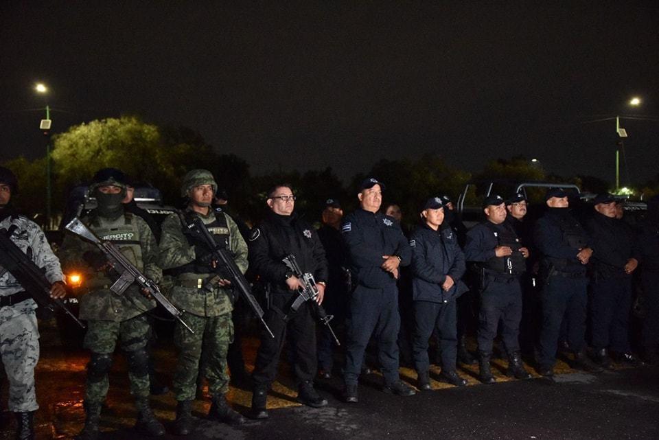 El refuerzo de la seguridad se da en zonas comerciales, bancarias y lugares donde están instaladas las villas navideñas. Foto: Gob,. de Huixquilucan