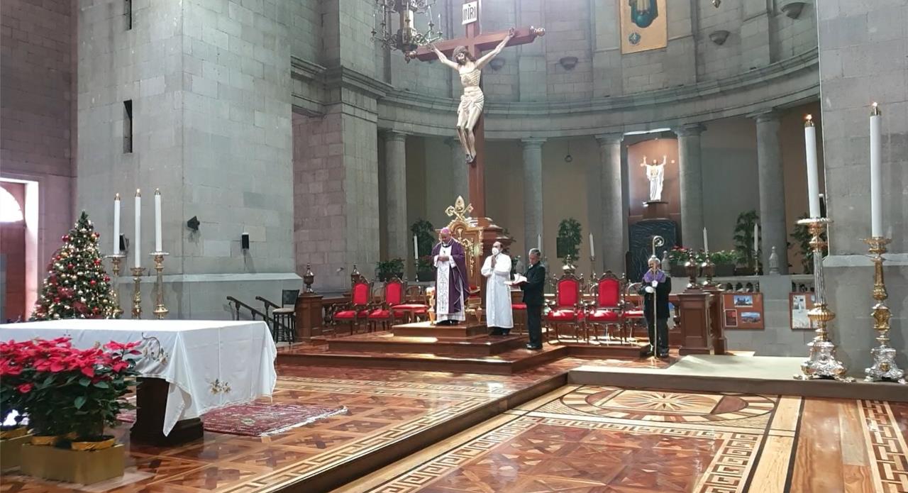 La Arquidiócesis de Toluca hizo un llamado a los fieles a denunciar a los falsos sacerdotes. Foto: Captura de pantalla