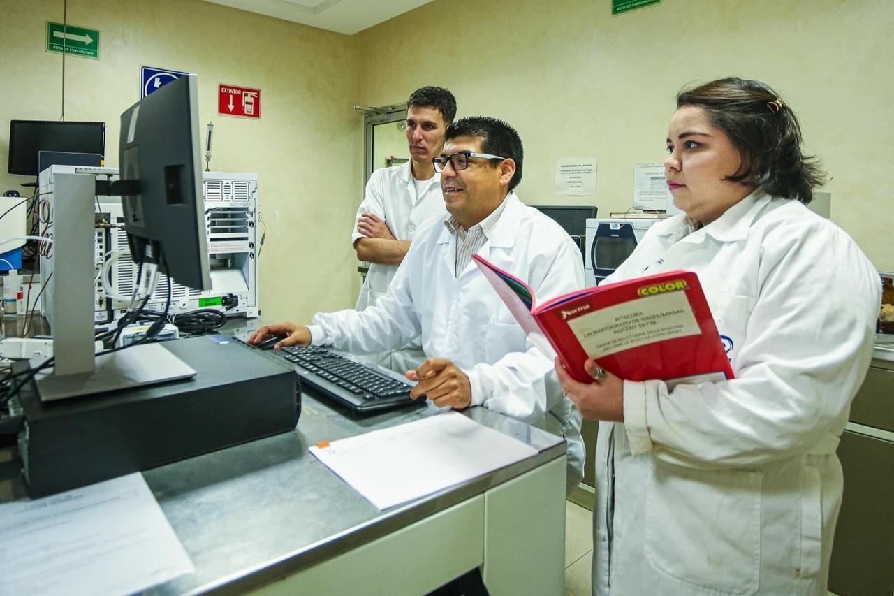 El proyecto de investigación fue titulado Desarrollo de nuevos materiales carbonáceos derivados de redes metal-orgánicas para la remoción de compuestos farmacéuticos en agua. Foto: UANL.