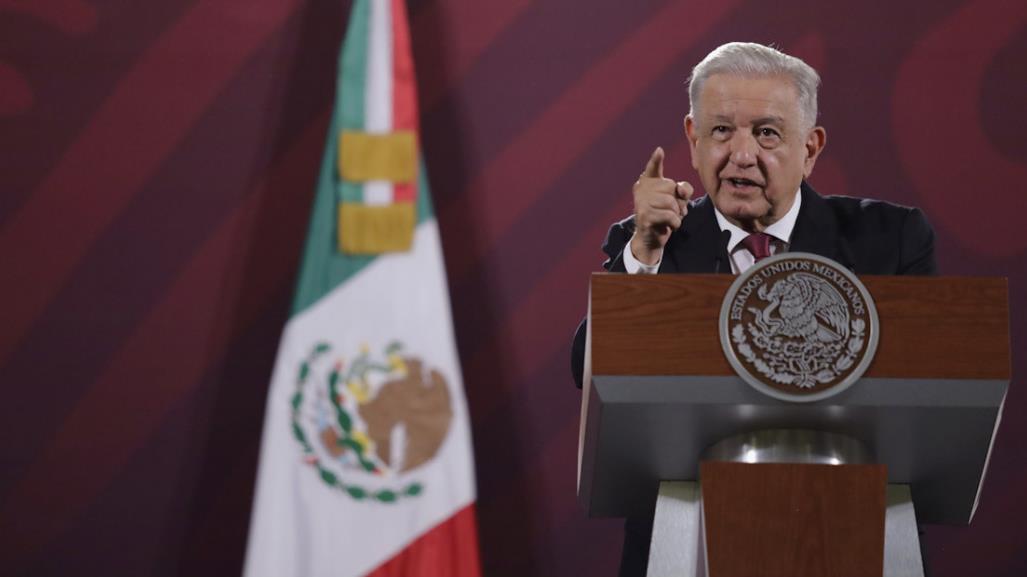 AMLO prepara nuevo libro, no borrará a exaliados distanciados