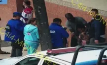 Auxilian policías de Monterrey a mujer en labores de parto