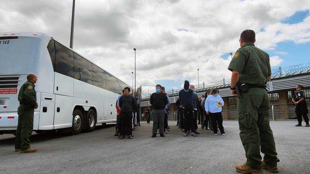 Suspenden temporalmente operaciones en puentes ferroviarios en Texas