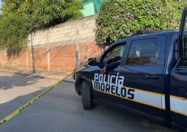 Cuelgan cadáver de un hombre en primaria de Morelos