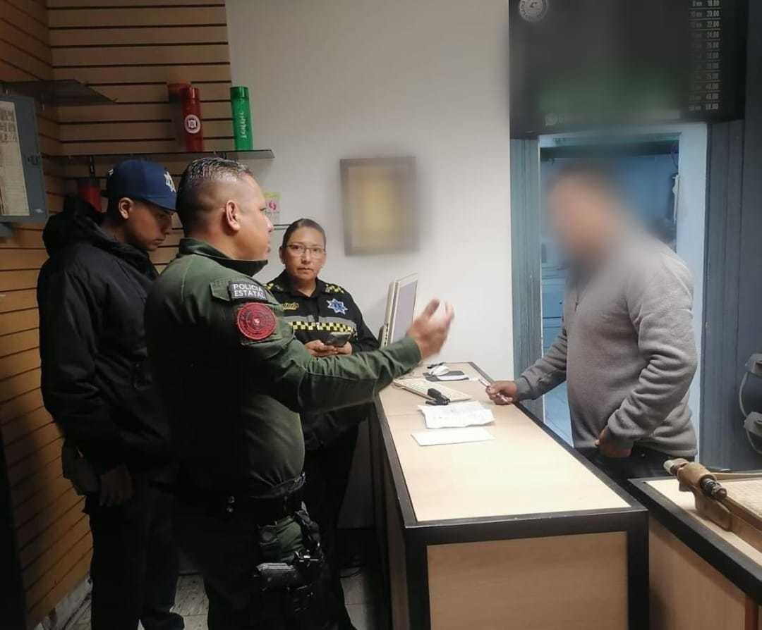 Empleada de un negocio de fotocopias fue extorsionada por presuntas autoridades del IMSS, autoridades piden tener cuidado. Foto: Especial.