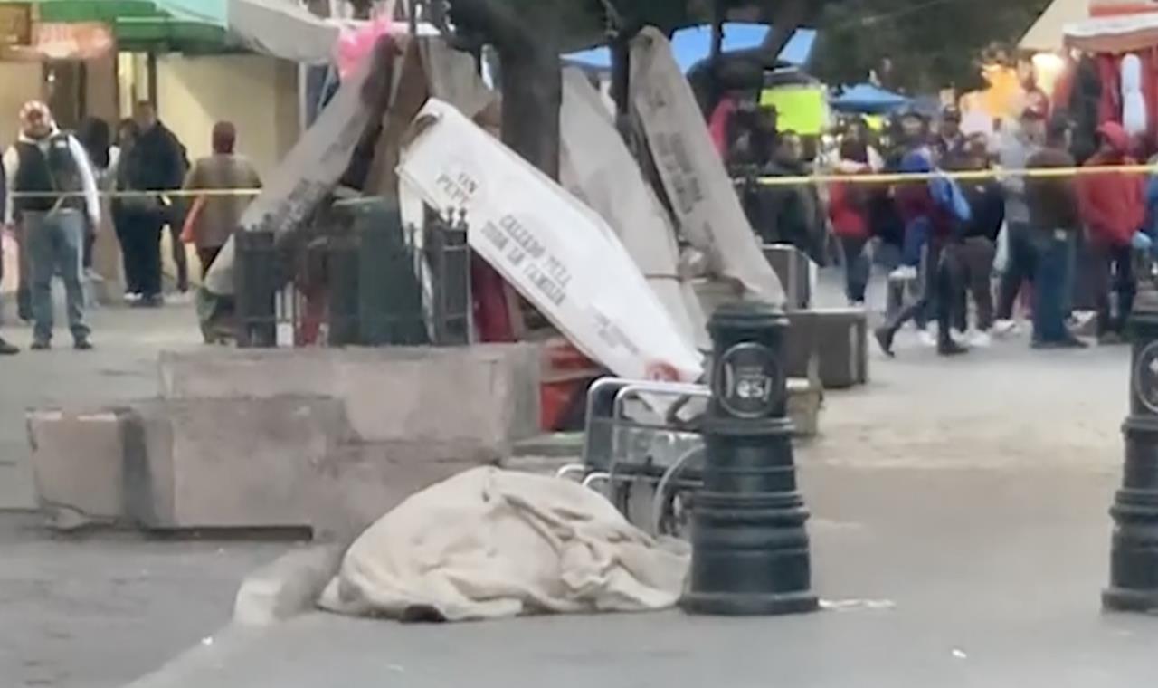 Fallece indigente en calle del centro de la ciudad. Foto: Policía Municipal