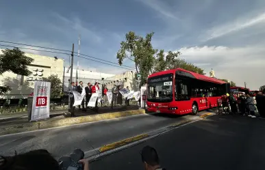 Presentan nuevas unidades del Metrobús 100% eléctricas