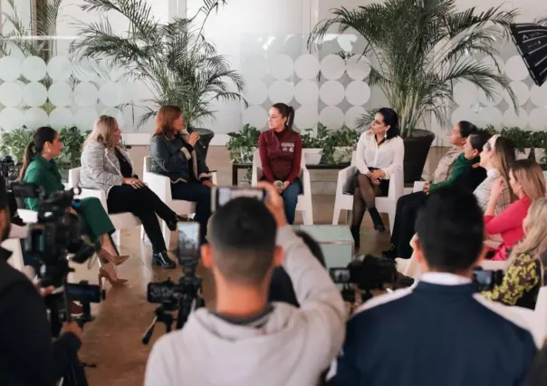 Participa POSTA en panel de mujeres periodistas junto a Claudia Sheinbaum