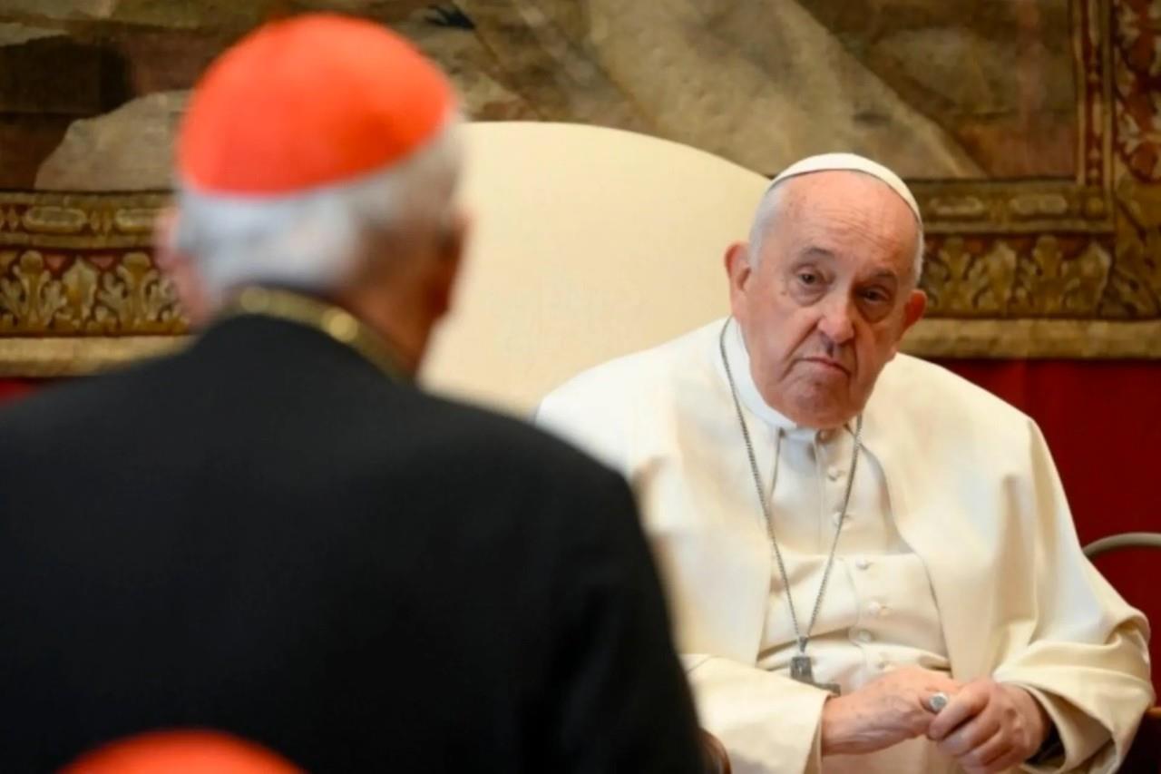 En la Sala de Bendiciones, Francisco le dijo que es importante avanzar y crecer en su comprensión de la verdad. Foto: LópezDóriga.