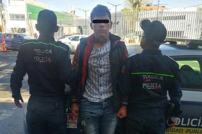 Detienen a individuo por robo con violencia en Toluca. Foto: RRSS