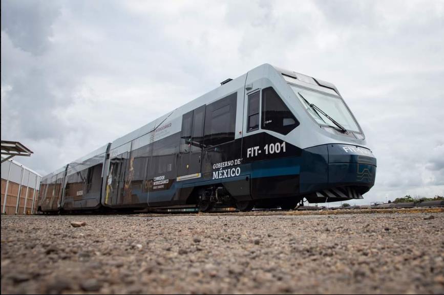 AMLO supervisa tramo del Tren Interoceánico ¡Ya hay precio de boletos!