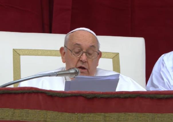 Da el Papa Francisco la bendición Urbi et Orbi de Navidad