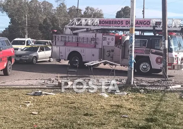 Colilla de un cigarro causa incendio de una mesa de pirotecnia