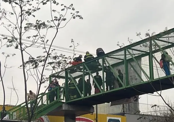Atienden de emergencia a hombre electrocutado en Calzada Ignacio Zaragoza